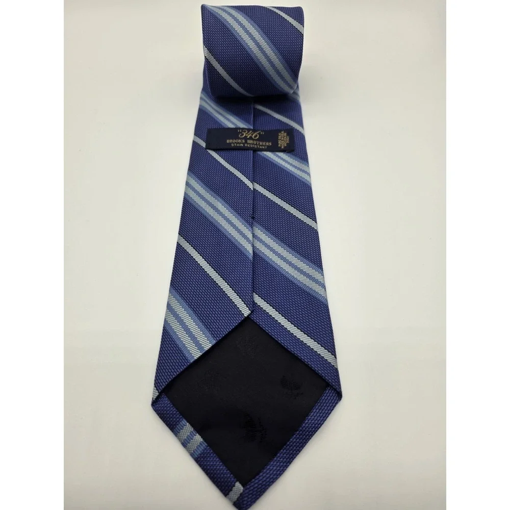 Brooks Brothers 346 Men's Tie Blue White 100% Silk Necktie 60